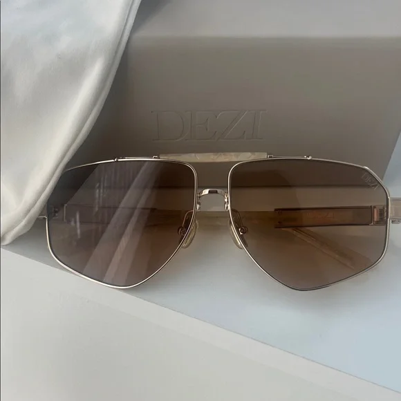 DEZI 6FT Gold Frame Brown Lens Sunglasses - Picture 5 of 5